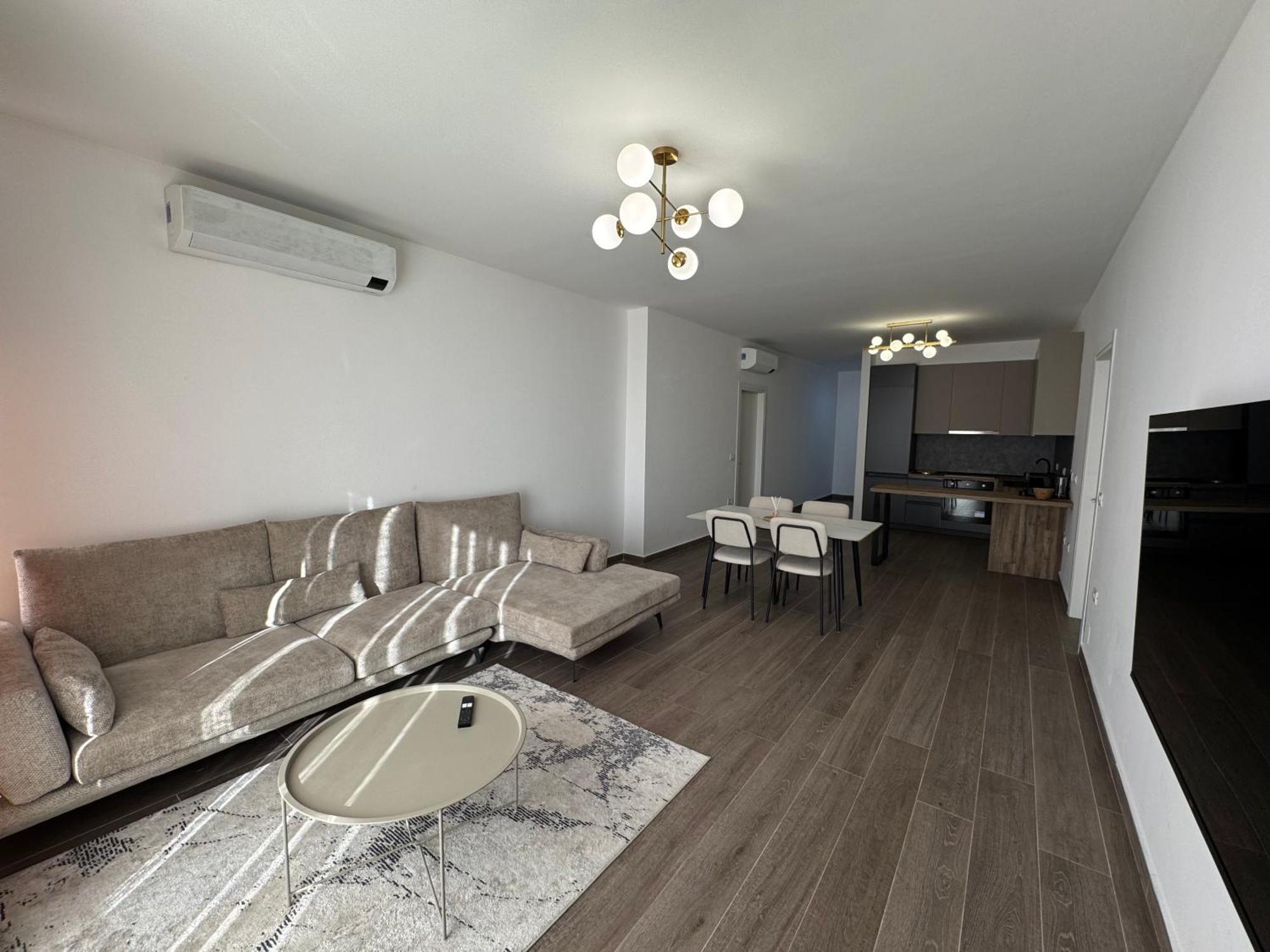 Free Parking Skanderbeg Square - Spacious Central Apartment Tirana Exterior photo